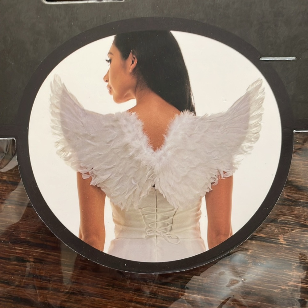 Black feathered wings & angel wings 
New! Adult size - Picture 2 of 3